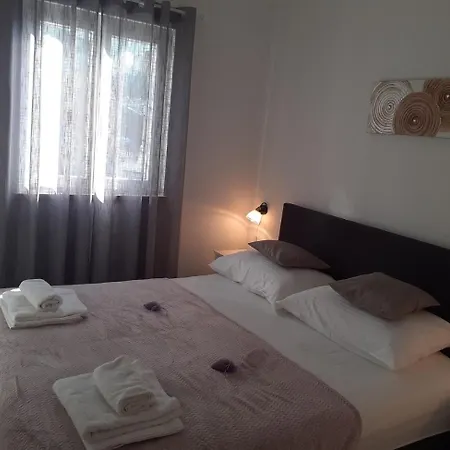 Appartement By The Sea Zecevo Rtic, - 22560